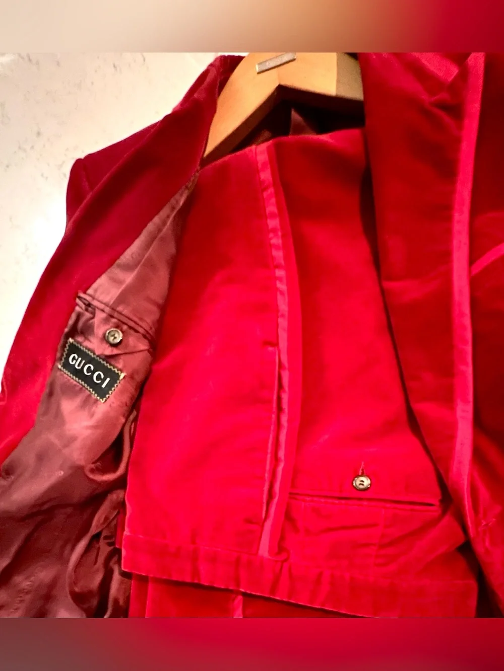 Tom Ford for Gucci iconic men’s red velvet suit.
